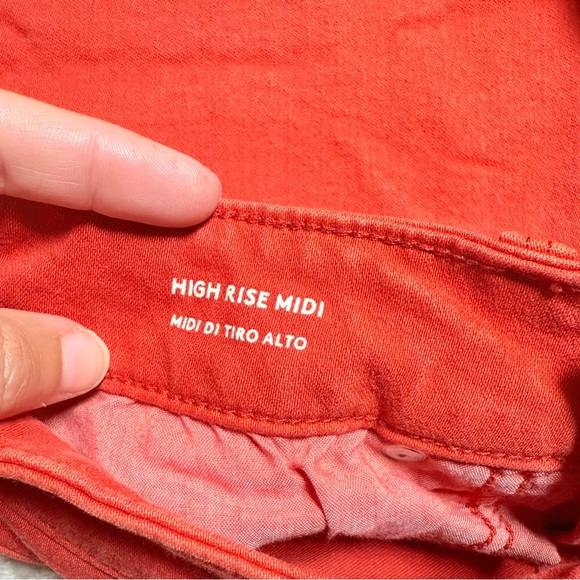 Universal Thread High Rise Midi Jean Shorts Size 0/25 Red Frayed Hem Denim - Picture 4 of 5